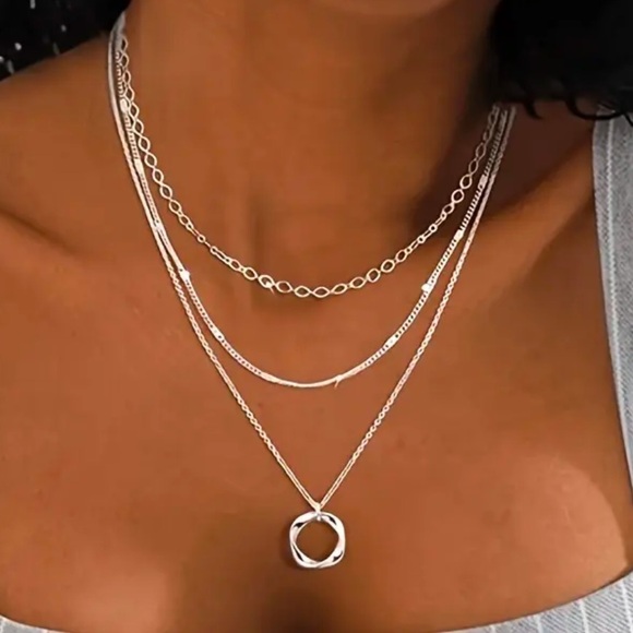 925 Sterling Silver Plated Silver Layered Necklace Set - Picture 1 of 5